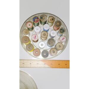 Vintage Bridges Clear plastic #140 Tidy Thread box with thread